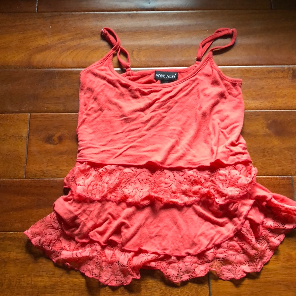 Tiered lace tank!
